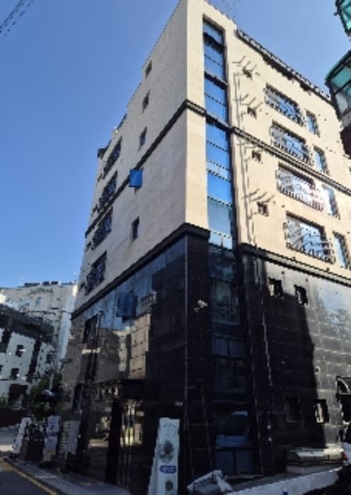 서울특별시 서초구 반포대로19길 9-3, 3층301호 (서초동,서초클레어)
