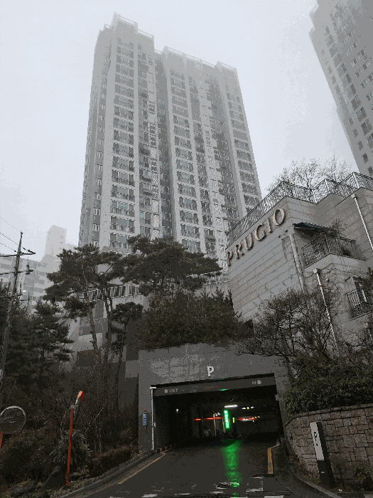 서울특별시 관악구 봉천동 1728 관악파크푸르지오 104동 3층304호