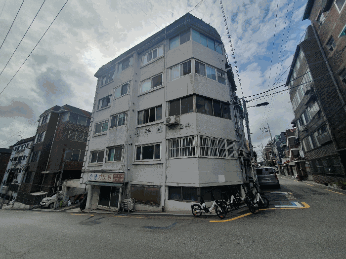 서울특별시 관악구 신림동 611-80  1층103호