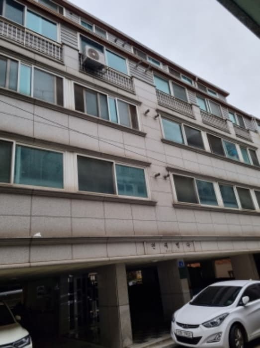 서울특별시 송파구 가락로38길 16, 비동 3층302호 (방이동,현대빌라)