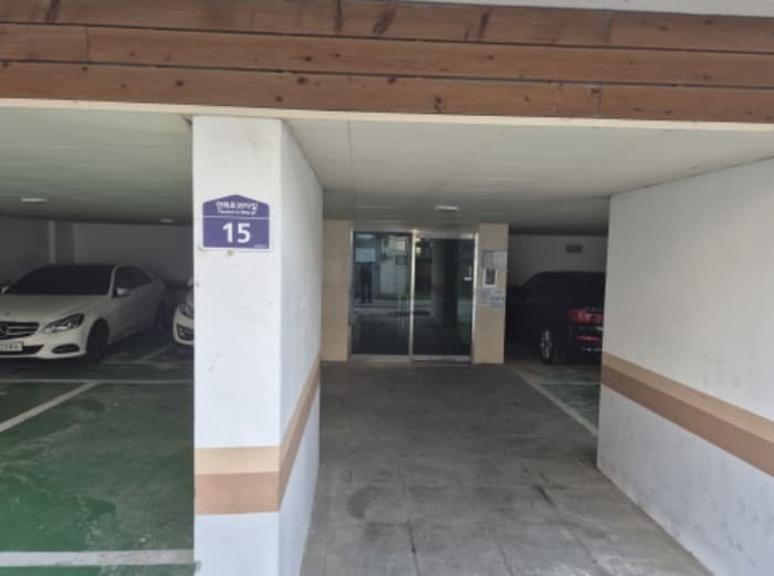 서울특별시 서대문구 연희로39다길 15, 1층102호 (홍은동,경원탑스빌)