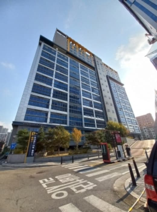 서울특별시 금천구 벚꽃로24길 26, 8층823호  (가산동,에이스하이엔드타워클래식지식산업센터)