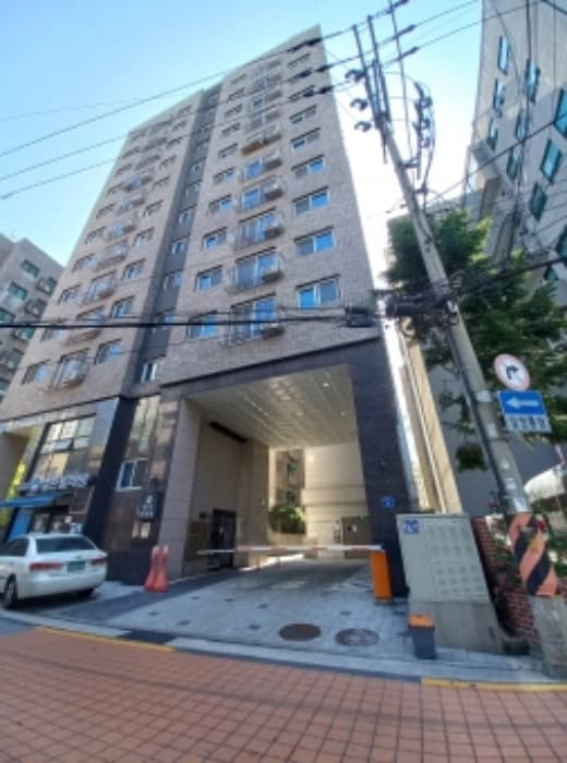 서울특별시 강서구 양천로75길 8, 제102동 제10층 제1004호 (염창동, 현진파크뷰)
