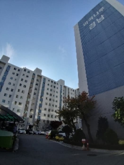 서울특별시 강서구 양천로30길 108, 제1동 제4층 제403호 (방화동, 마곡나루경남아파트)
