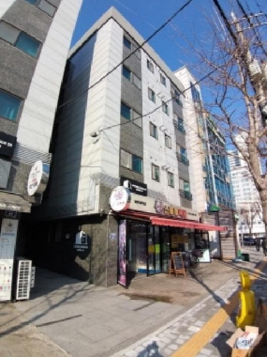 서울특별시 구로구 구로동 112-40 삼성에비뉴40  제2층 제201호