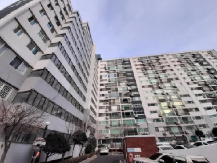 서울특별시 구로구 구로동 642-46 우방아파트 제1동 제13층 제1303호