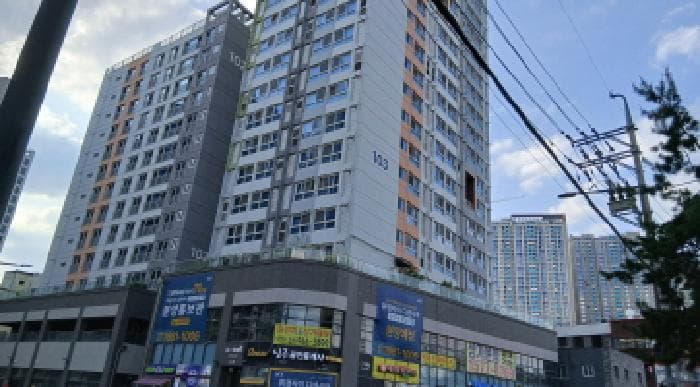 서울특별시 동대문구 휘경동 377 이문휘경지웰에스테이트 근린생활시설씨동 2층씨201호