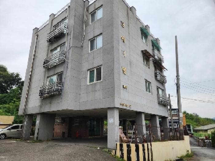 경기도 양주시 은현면 용암리 828-2 현에버빌 제3동  3층302호
