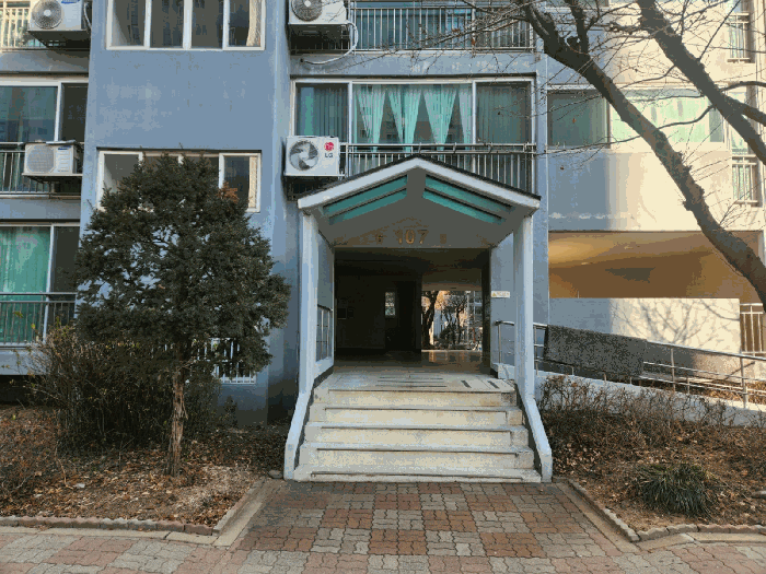 경기도 고양시 덕양구 고양동 240-6 현대아파트 107동 12층1206호