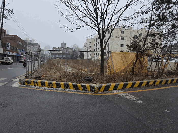 경기도 파주시 아동동 358-4 외 2 필지