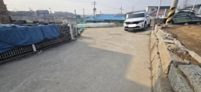 경기도 파주시 문산읍 운천리 52-106 외 1 필지