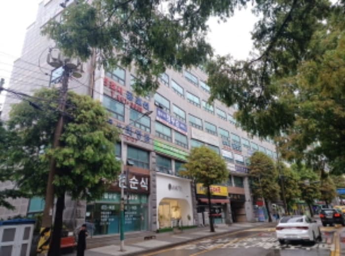 인천광역시 미추홀구 학익소로 29, 지층 비01호 (학익동,석목법조빌딩)