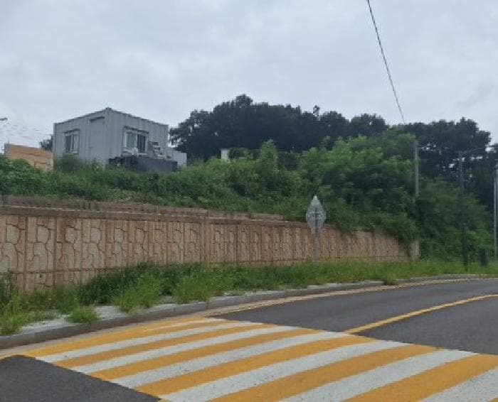 인천광역시 중구 중산동 1417-8 외 2 필지