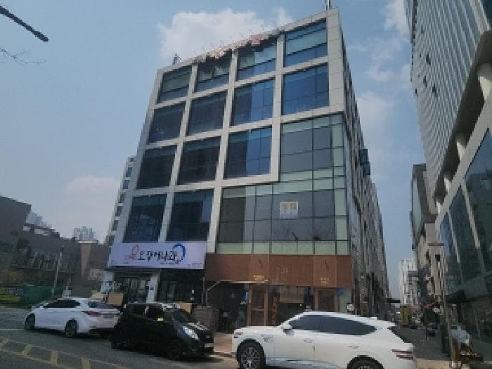 인천광역시 중구 중산동 1885-5 동양타워  1층110호