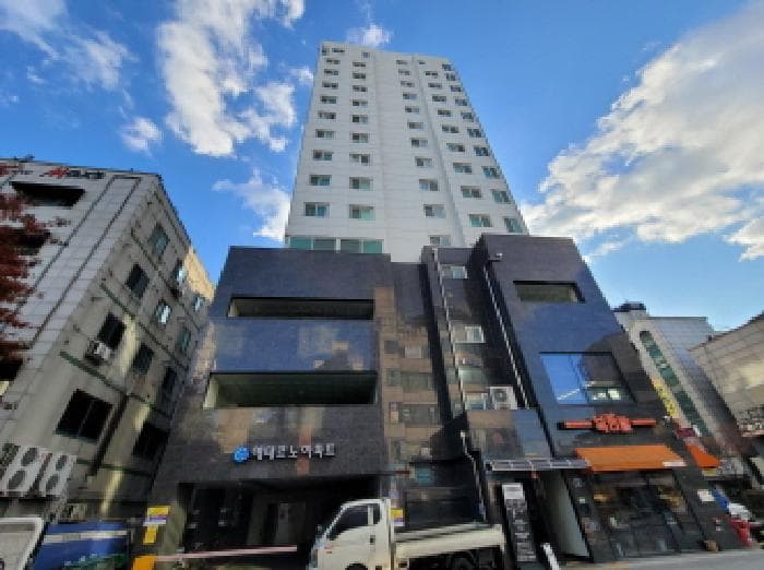 경기도 부천시 원미구 심곡동 378-13 이든에테르노아파트  5층501호