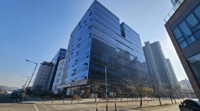 경기도 부천시 소사구 옥길동 795-1 광양프런티어밸리5차지식산업센터  10층 1056호