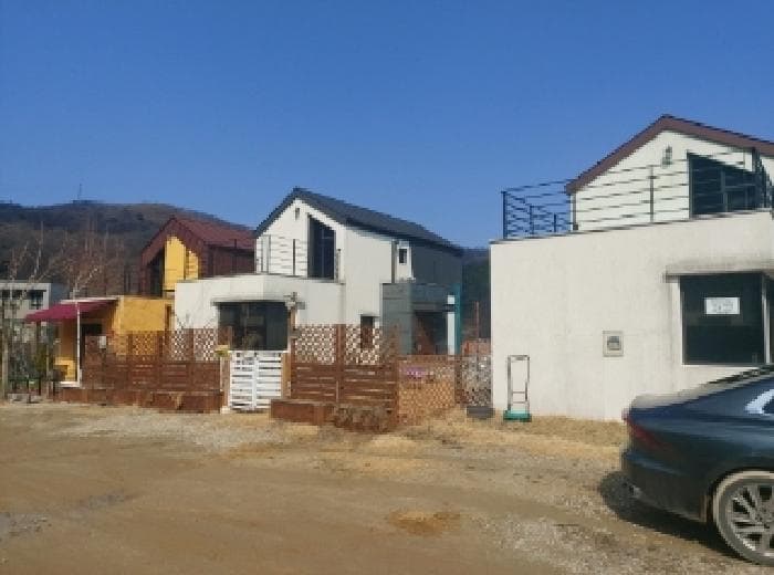 경기도 용인시 수지구 동천동 698 외 1 필지