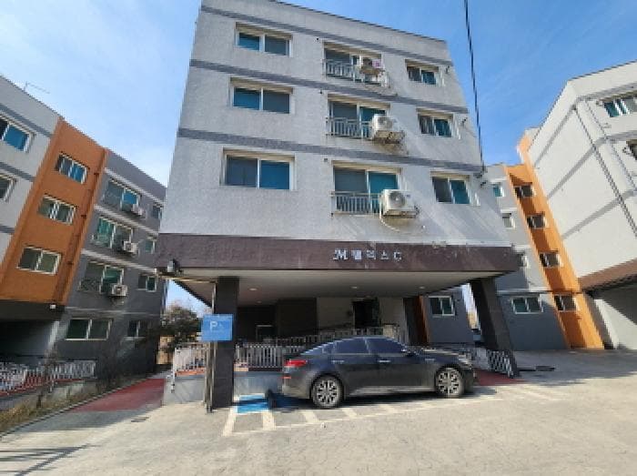 경기도 화성시 우정읍 화산리 4-7 엠팰리스 씨동 3층301호