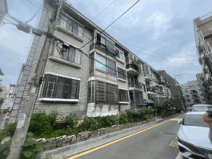 경기도 수원시 권선구 권선동 993-4  1층105호
