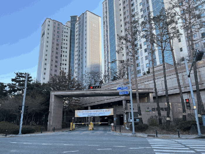 경기도 수원시 영통구 영통동 1166 청명센트레빌 102동 12층1201호