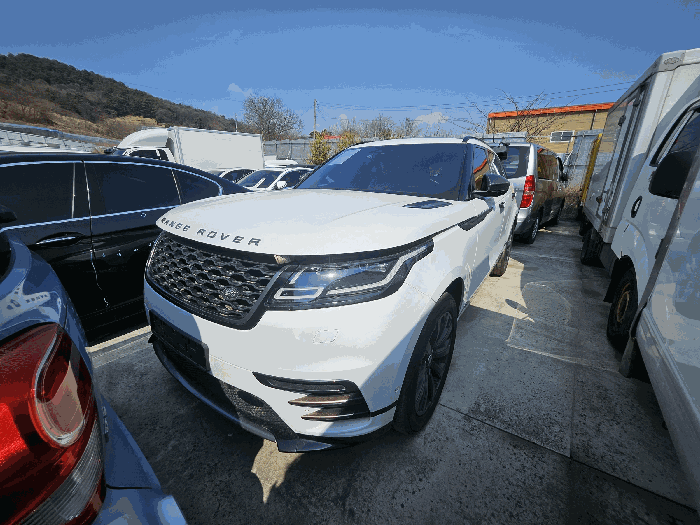 랜드로버 레인지로버 벨라 D240 2019년식