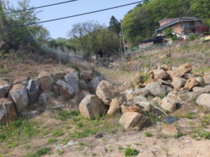 경기도 광주시 남한산성면 엄미리 649-1 외 1 필지