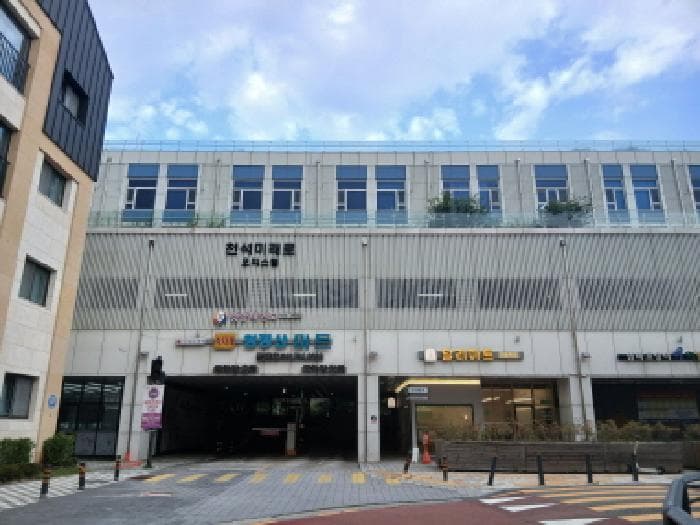 경기도 성남시 분당구 삼평동 713 천석미래로주건축물제1동  3층313호