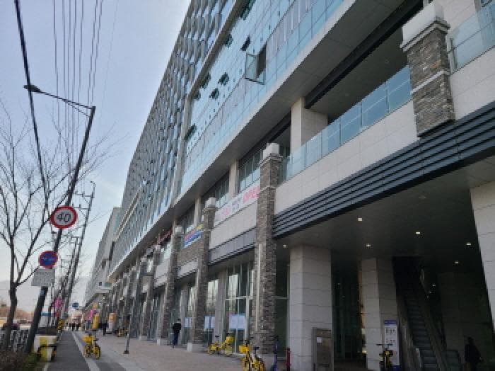 경기도 하남시 덕풍동 831-1 현대지식산업센터한강미사2차-25블럭-근린생활시설  1층씨씨01-010호
