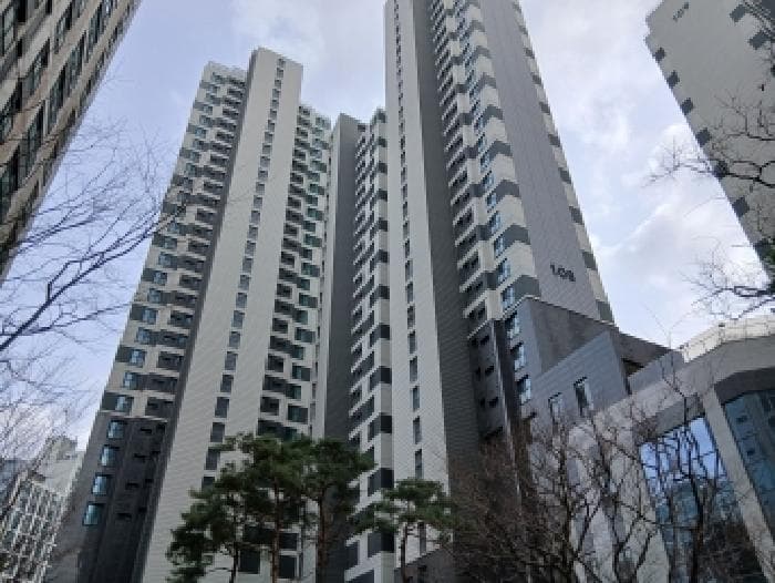 경기도 성남시 중원구 금광동 1001 이편한세상금빛그랑메종1단지 108동 1층105호