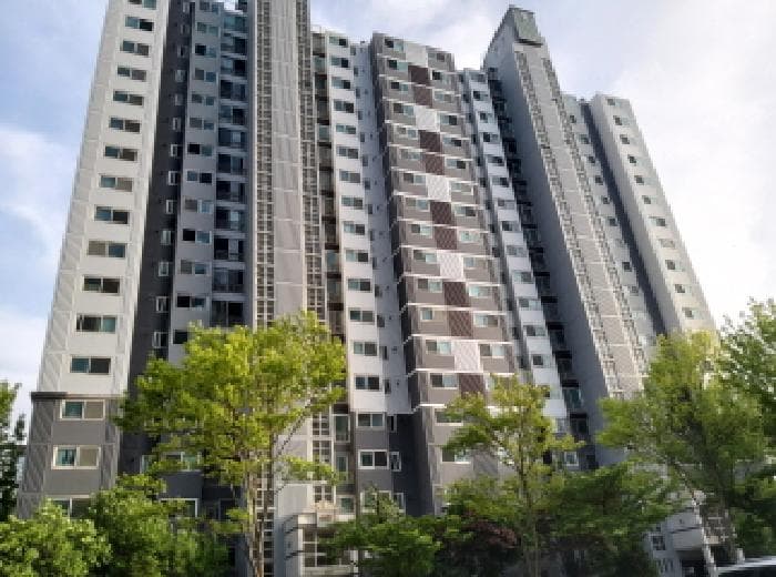 경기도 평택시 안중읍 현화리 822-1 화현마을우림필유 103동 8층802호