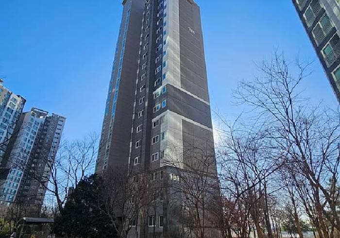 경기도 안성시 공도읍 만정리 880 디자인시티블루밍 104동 14층1403호