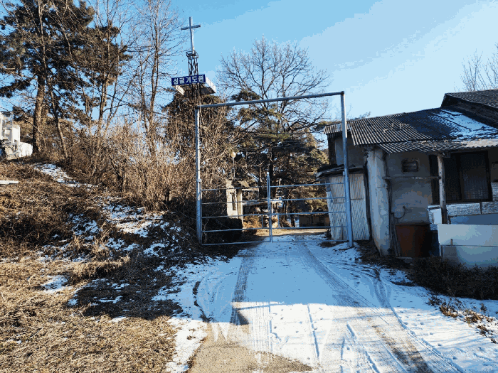 경기도 안성시 보개면 기좌리 1-7 외 1 필지