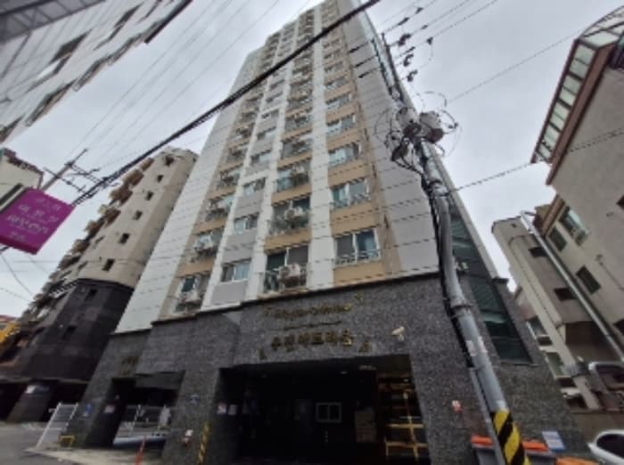 경기도 군포시 산본천로226번안길 12, 5층 504호 (금정동,우진아트리움)
