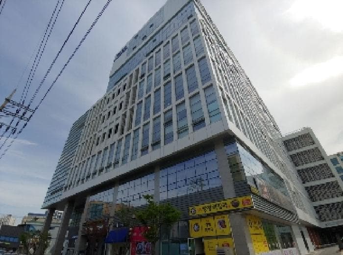 경기도 안양시 만안구 안양동 199 두산명학아너비즈타워  1층106호