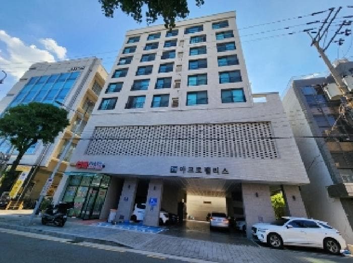 경기도 안양시 만안구 안양동 213-28 명학아크로팰리스  3층301호