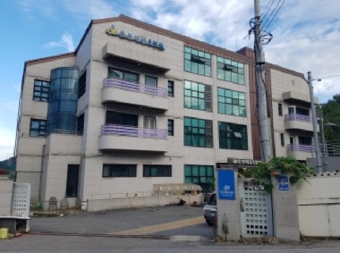 강원특별자치도 춘천시 남면 관천리 238 제1동 외 1 필지 외 1개 동