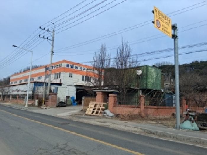 강원특별자치도 춘천시 신동 406-3 외 3 필지