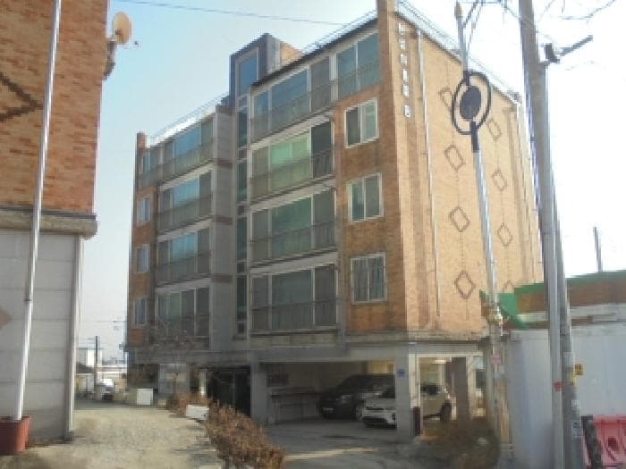 충청북도 청주시 흥덕구 옥산면 가락리 735-9  2층201호