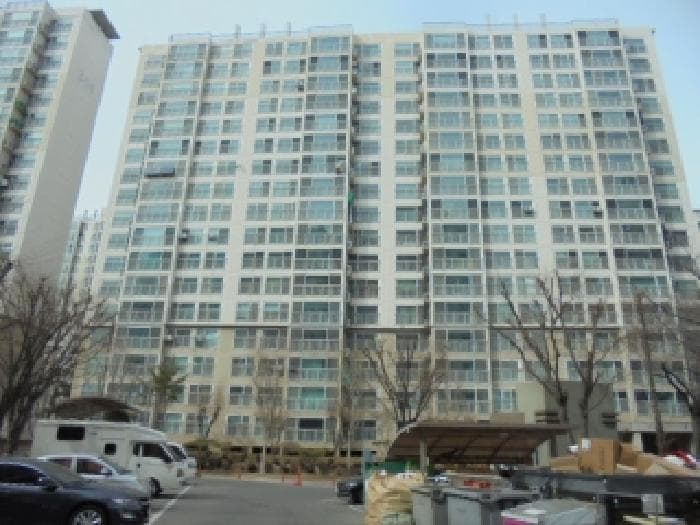 충청북도 청주시 청원구 오창읍 각리 645-1 코아루아파트 305동 1층103호