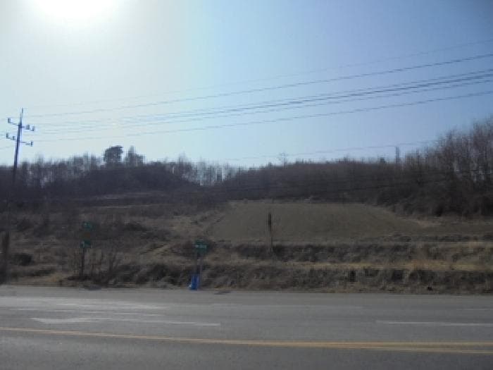 충청북도 진천군 진천읍 금암리 52-3 외 1 필지