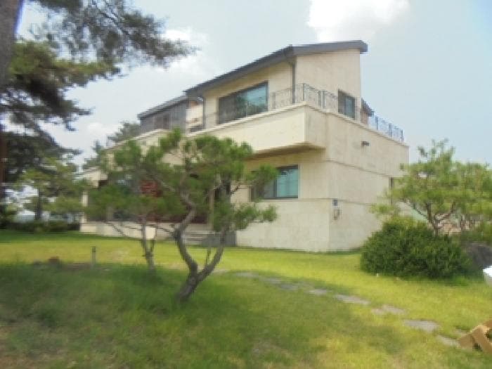 충청북도 음성군 금왕읍 내송리 63-7 외 2 필지