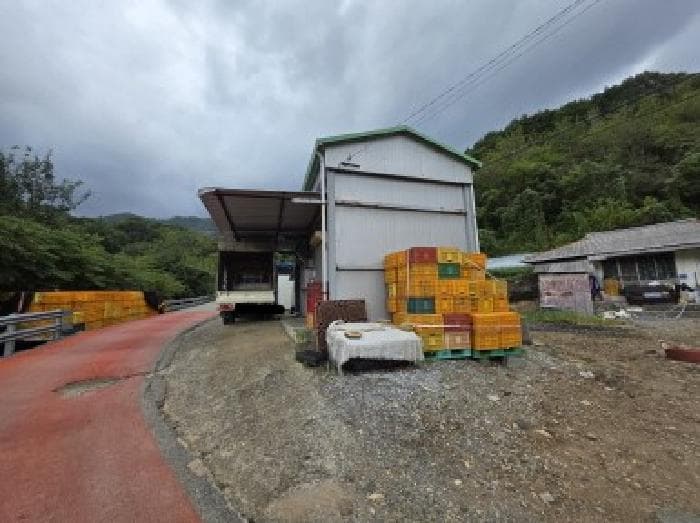 충청북도 제천시 덕산면 신현리 1076-2 외 1 필지