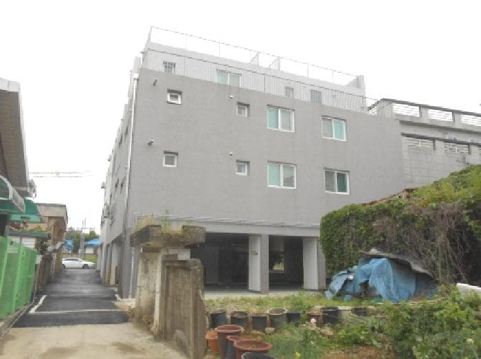 세종특별자치시  조치원읍 침산리 87-10 주1동 외 1 필지 외 1개 동
