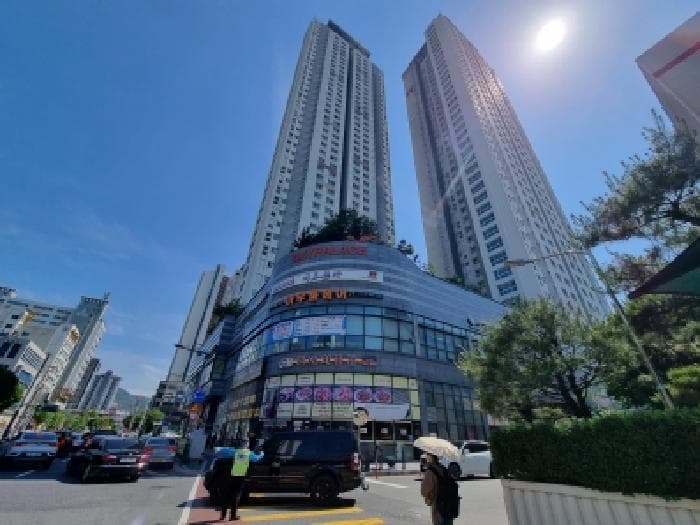 대전광역시 중구 오류동 73-1 서대전역우방아이유쉘스카이팰리스 103동 1층105호