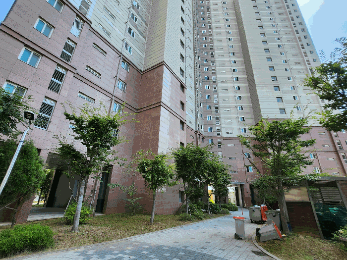 충청남도 보령시 동대동 400-32 외 1 필지