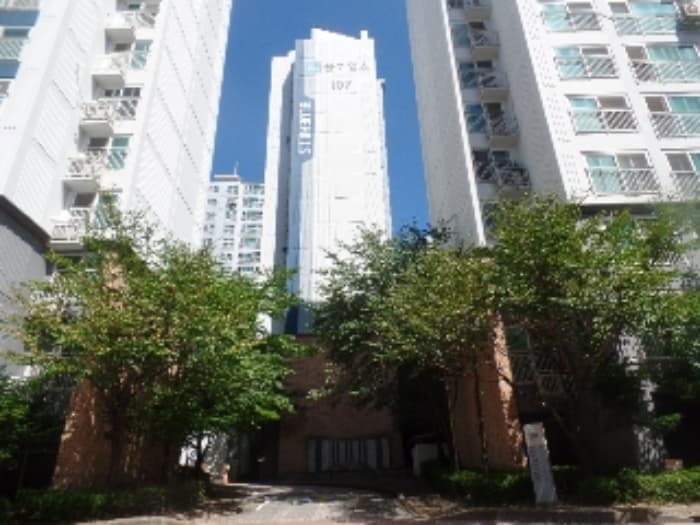 충청남도 계룡시 엄사면 계백로 3051, 107동 8층801호 (블루힐스)
