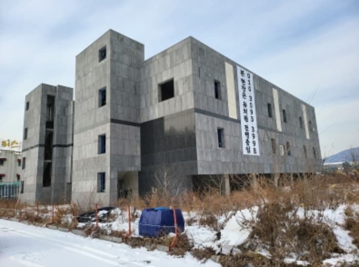충청남도 천안시 동남구 성남면 용원리 691 1동 외 1 필지 외 1개 동