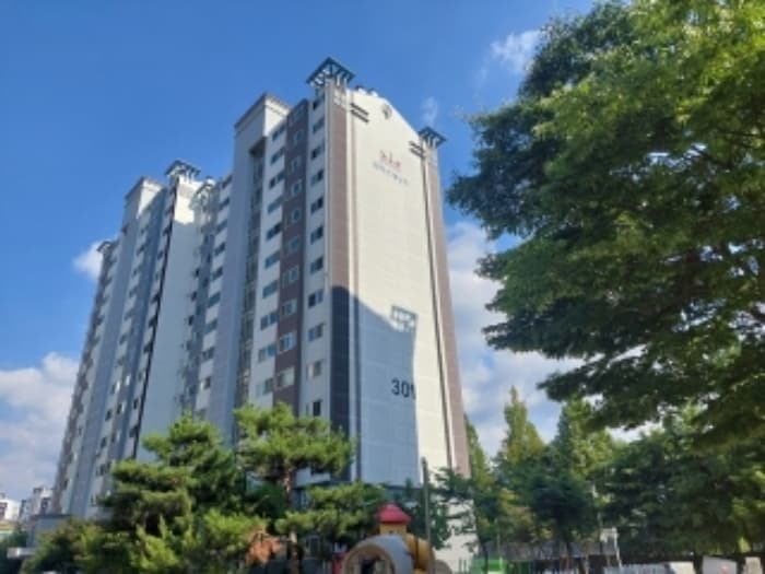 충청남도 아산시 문화로243번길 13, 301동 7층702호 (권곡동,삼부르네상스)