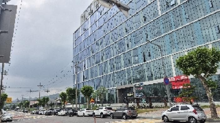 충청남도 천안시 서북구 차암동 13 룩소르비즈타워주건축물제1동  1층123호