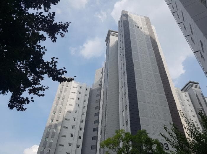충청남도 천안시 동남구 다가동 578 일봉산해피트리 103동 2층205호